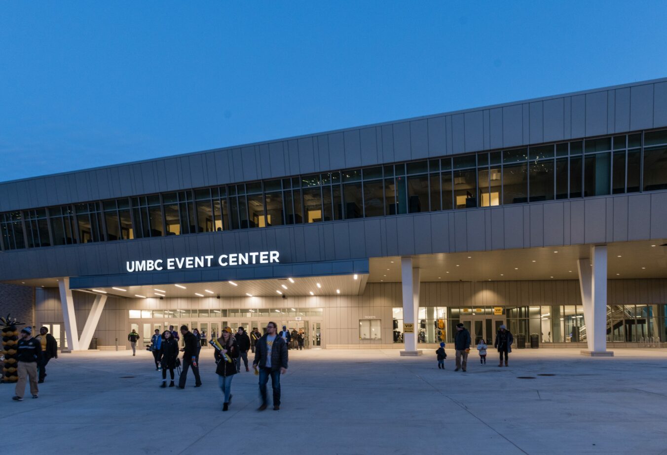 Crowds entering the main entrance of the UMBC event center