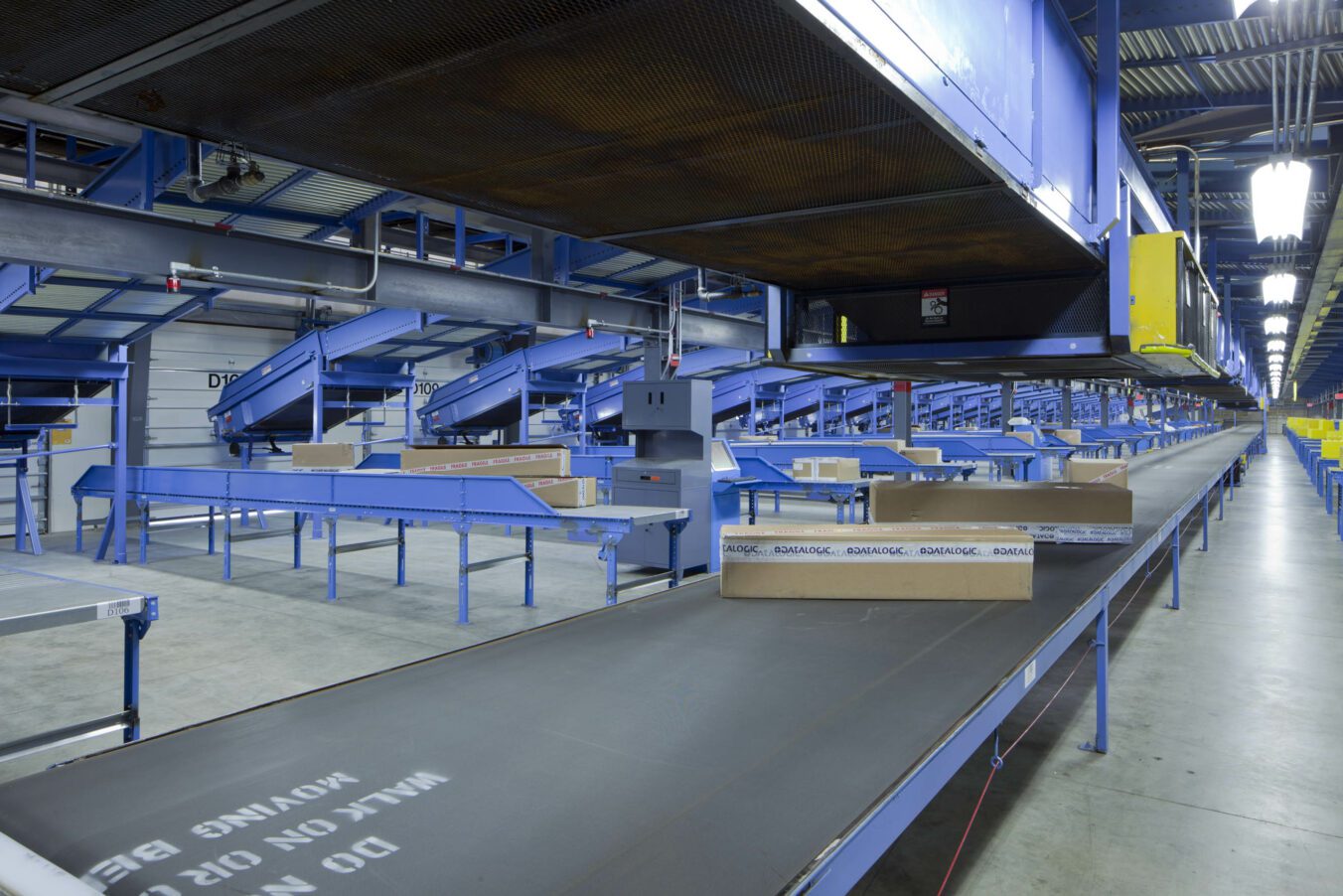 FedEx-Chicago_Interior-Conveyor-Load-Bays Occupied Distribution Center Expansion