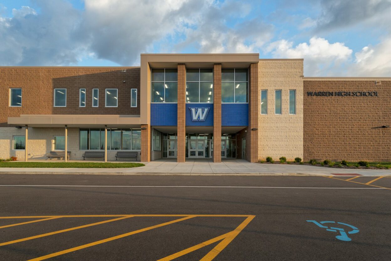 Warren Local Schools High School - Ohio K12 Construction