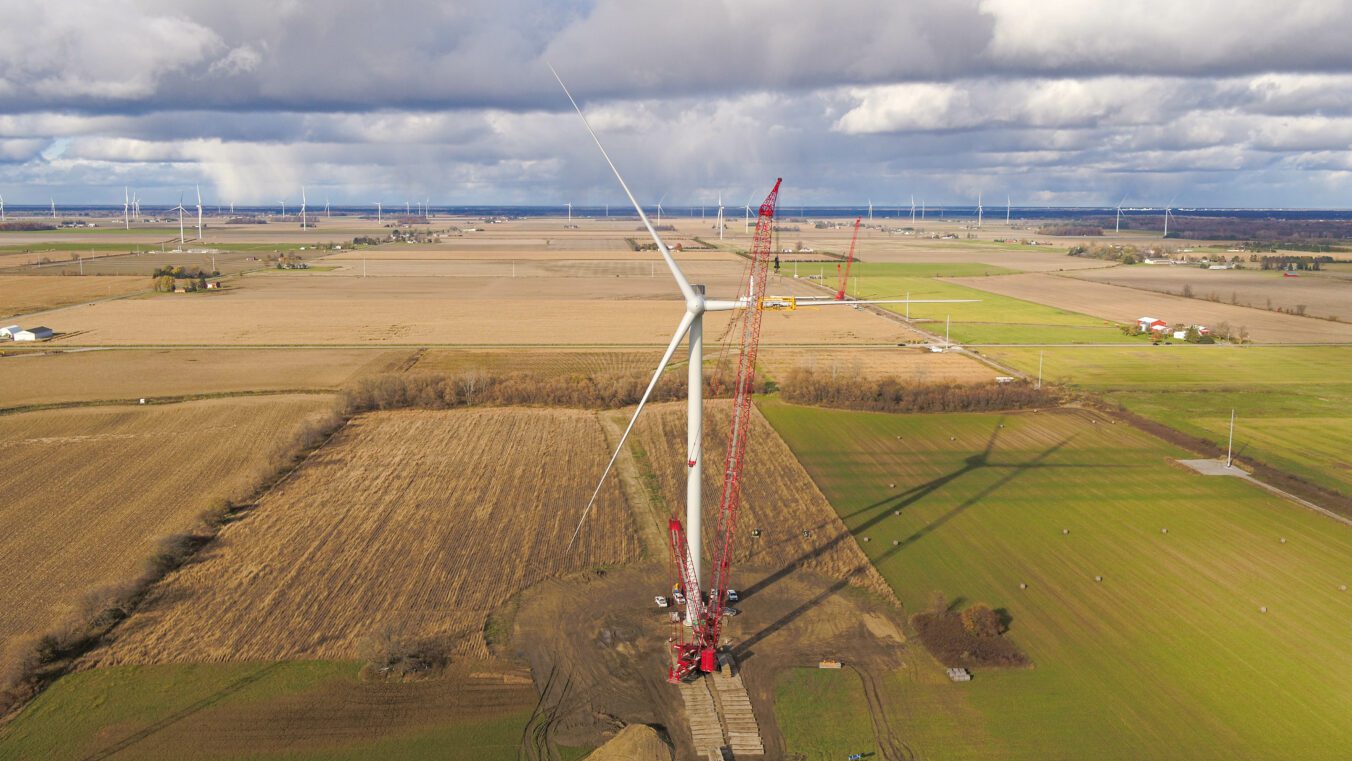 DTE Meridian Wind Farm Blade Installation